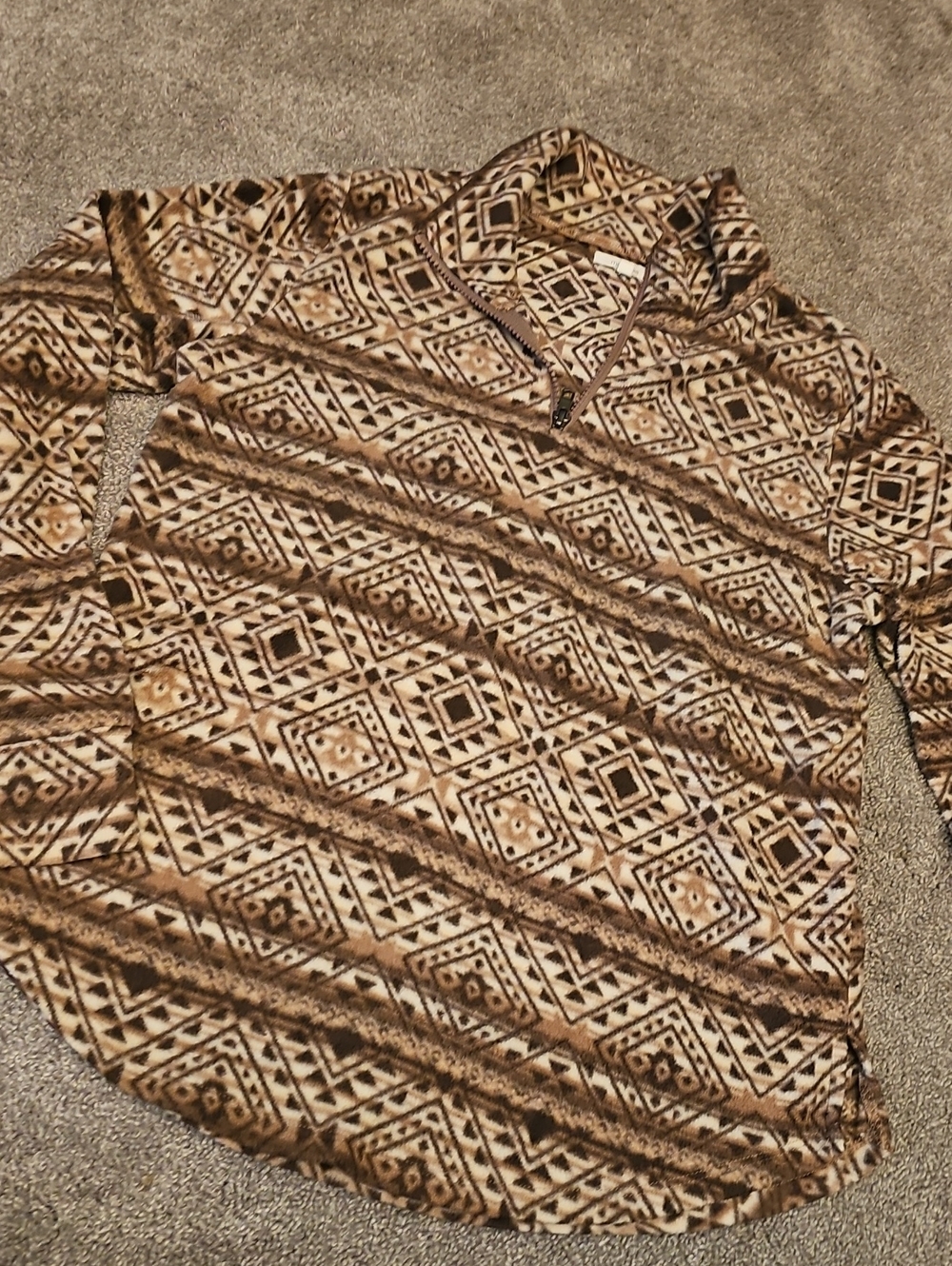 J3🔹️Maurices Geo Print 1/4 Zip Fleece Pullover Brown & White